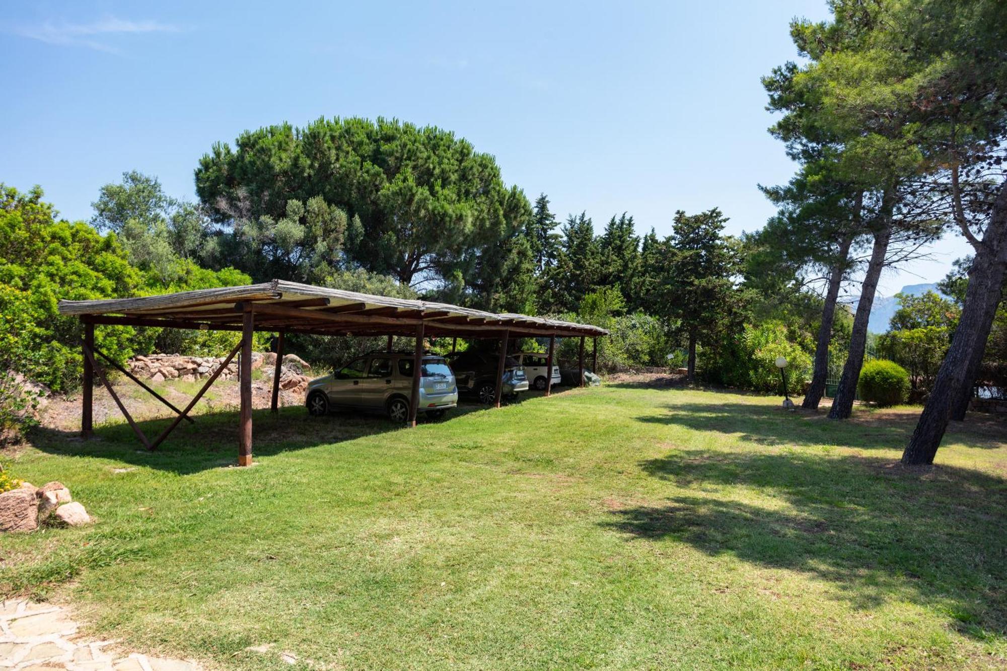Baia Dorata Beach Apartment Porto Istana Exteriér fotografie