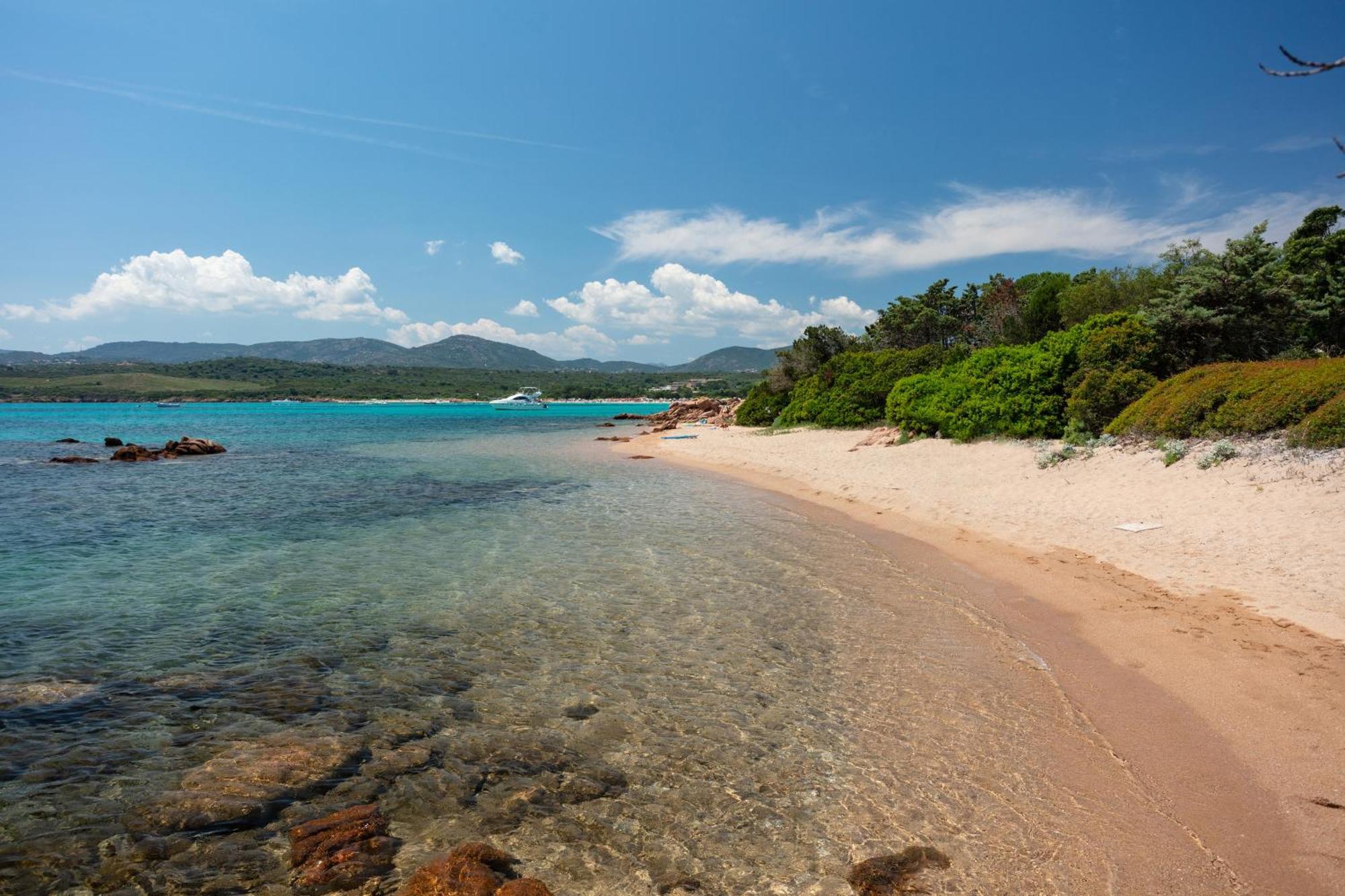 Baia Dorata Beach Apartment Porto Istana Exteriér fotografie