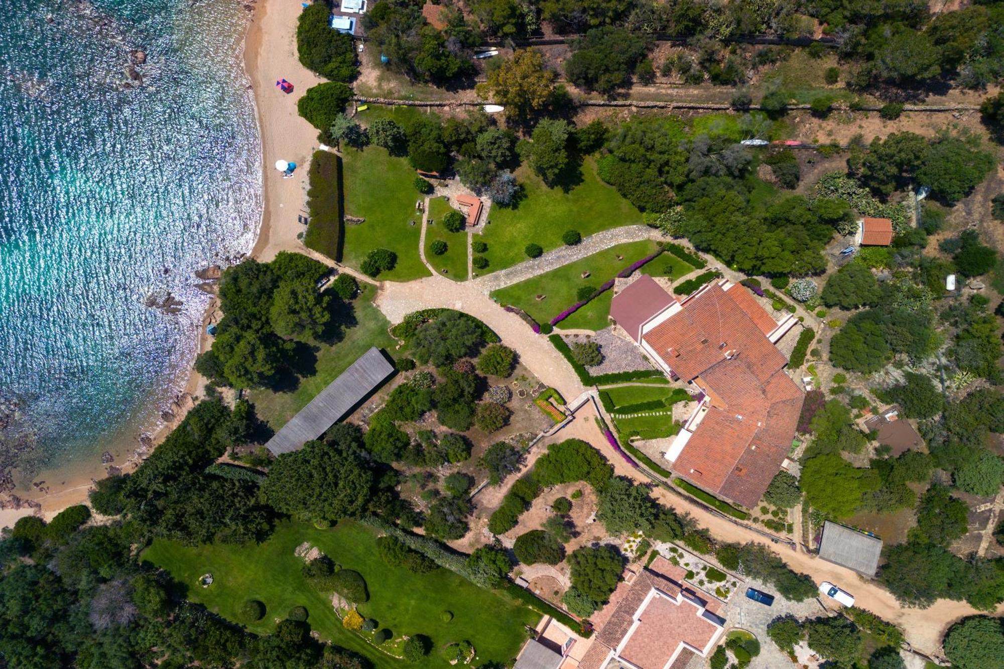 Baia Dorata Beach Apartment Porto Istana Exteriér fotografie
